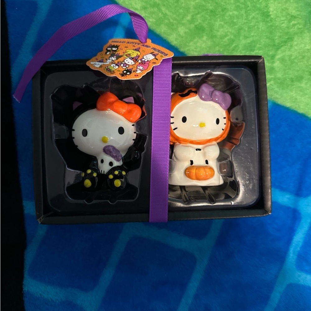 Hello Kitty Halloween Figurines